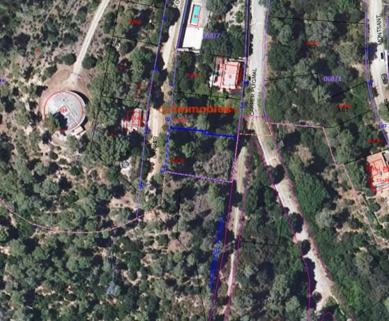 Terreno en calle Tossa