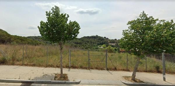Terreno en avenida Collserola