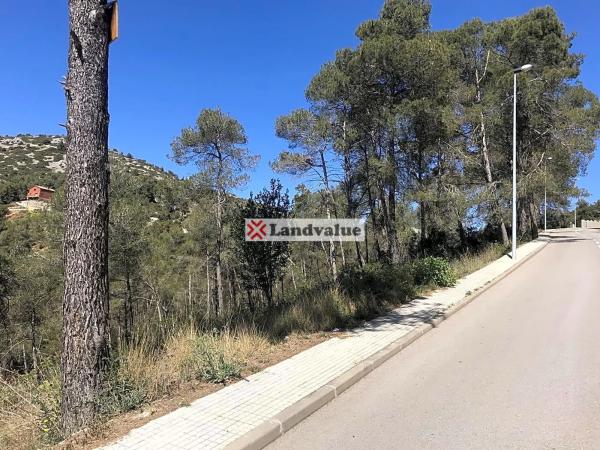 Terreno en calle Obagues, 3