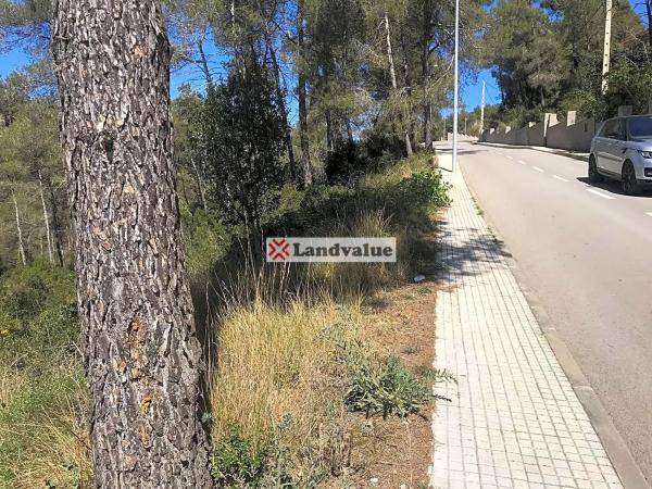 Terreno en calle Obagues, 3