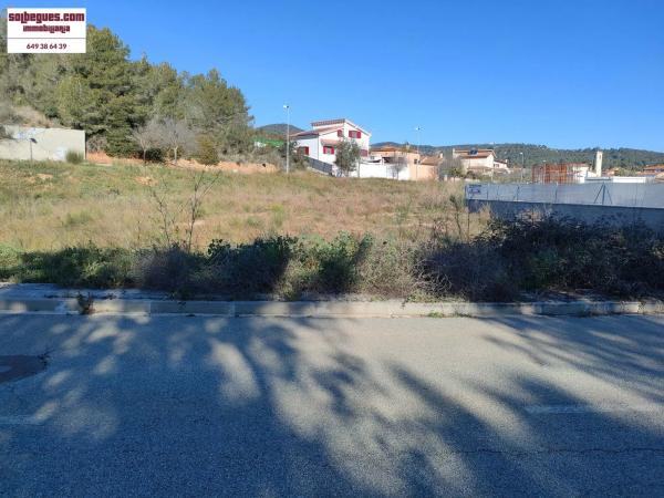 Terreno en calle de Francesc Macià, 15