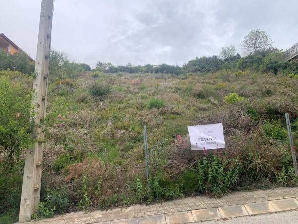 Terreno en calle dels Pins, 5