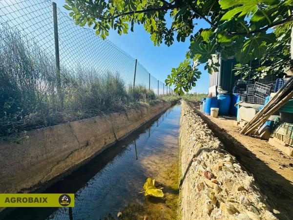 Terreno en Plaça Catalunya - Vinyets