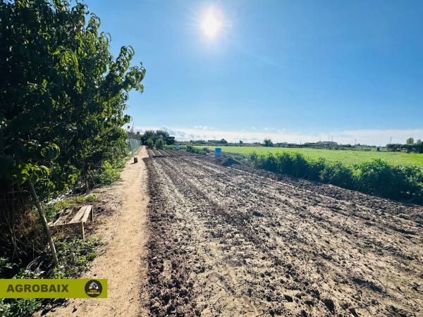 Terreno en Plaça Catalunya - Vinyets