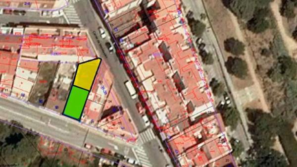 Terreno en calle de Montevideo