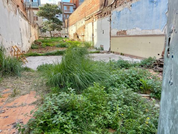 Terreno en calle de Gavà