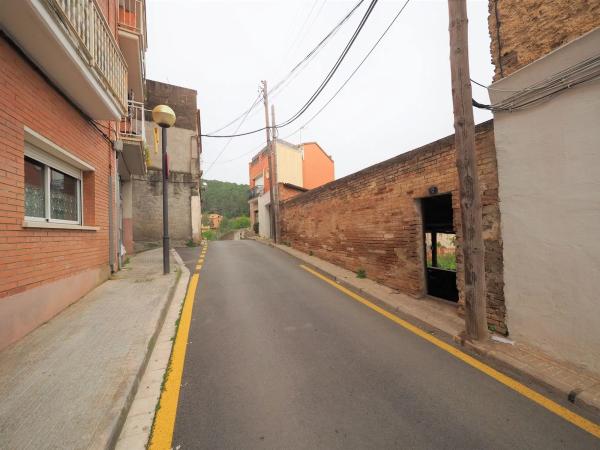 Terreno en calle Les Flors