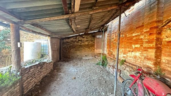 Terreno en calle Les Flors