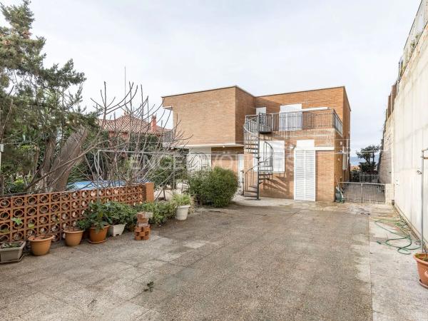 Terreno en calle Freixes