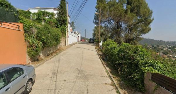 Terreno en calle Pins