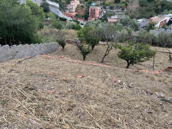 Terreno en calle Apel·les Mestres, 58