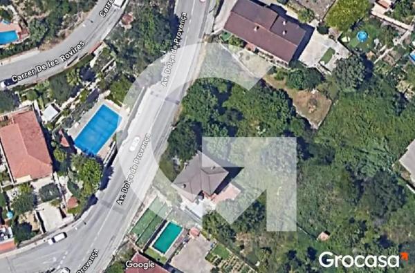 Terreno en avenida Dolça de Provença