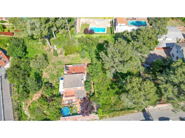 Terreno en calle 13, 24 -34