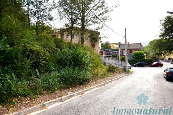 Terreno en avenida Tercera, 41