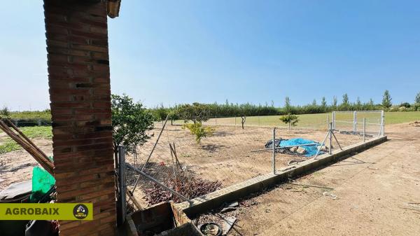 Terreno en camino del Mar