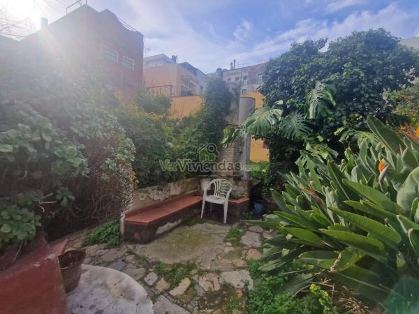 Terreno en calle de Catalunya