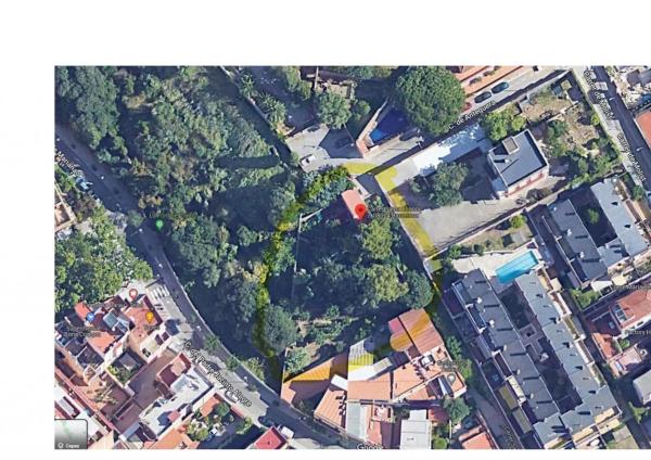 Terreno en calle Santa Elionor