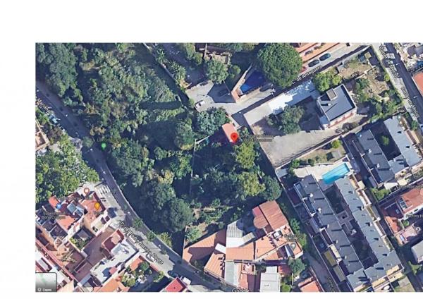 Terreno en calle Santa Elionor