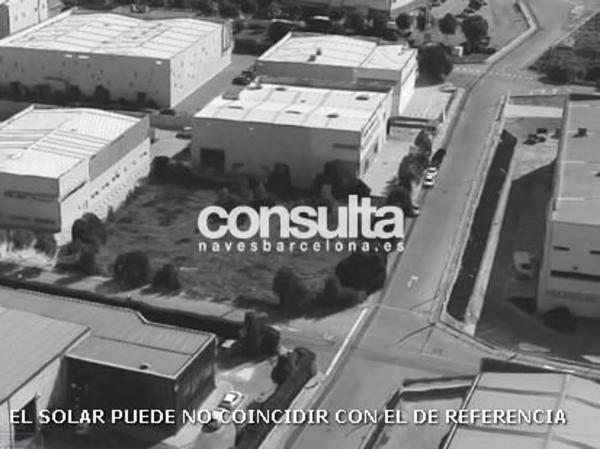 Terreno en calle Josep Soldevila, 56