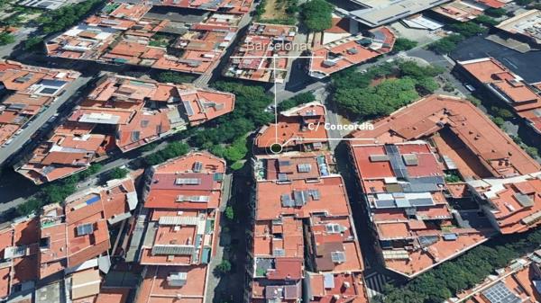 Terreno en calle de la Concòrdia