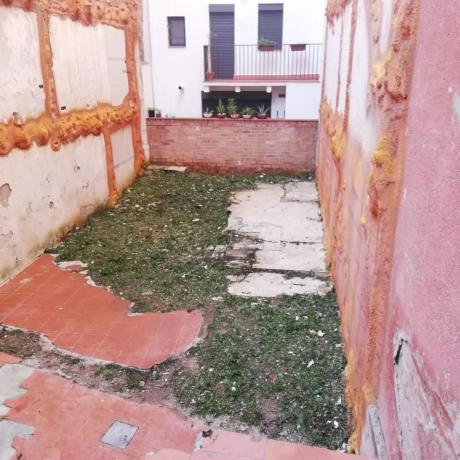 Terreno en calle de la Concòrdia