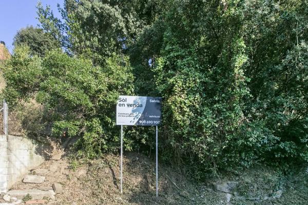 Terreno en calle Major del Rectoret