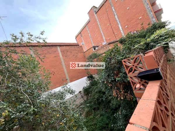 Terreno en calle de Milà, 28