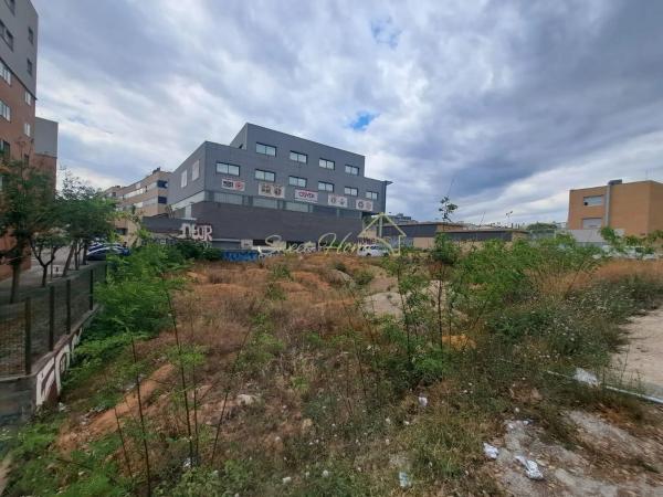 Terreno en Barrio Montigalà