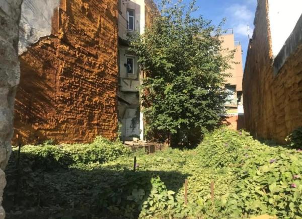 Terreno en calle d'Europa