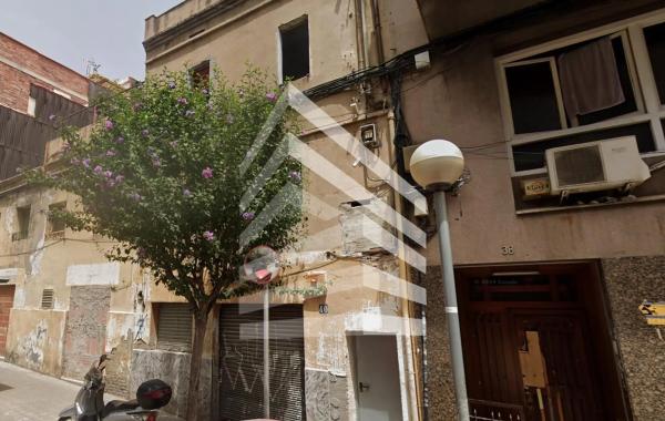 Terreno en calle de Calderón de la Barca