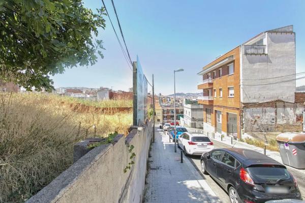 Terreno en calle de Sevilla