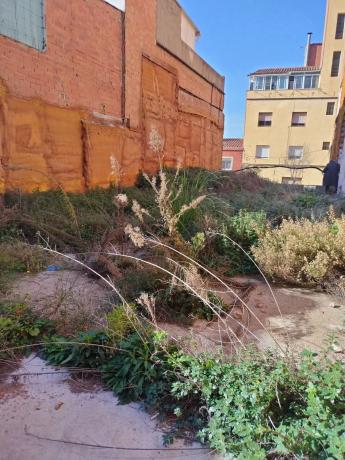 Terreno en calle de Sant Antoni Abat