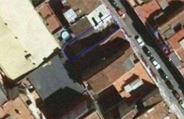 Terreno en calle de Santiago