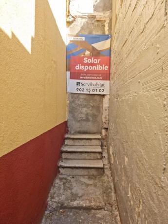 Terreno en calle del Pintor Sorolla, 33