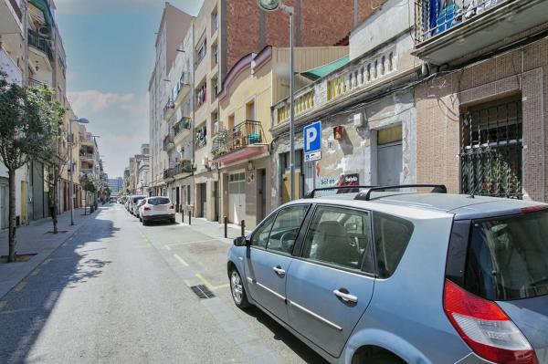 Terreno en calle de Santiago Rusiñol