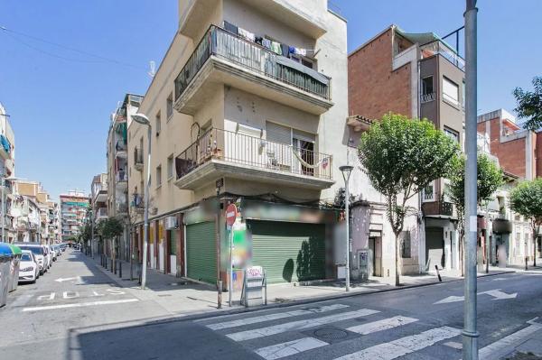 Terreno en calle de Santiago Rusiñol
