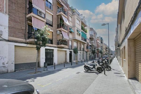 Terreno en calle de Santiago Rusiñol