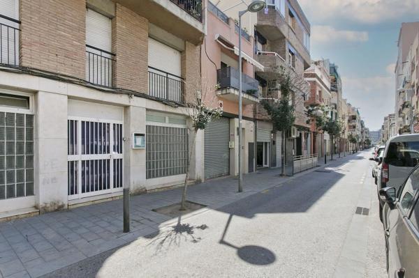 Terreno en calle de Santiago Rusiñol