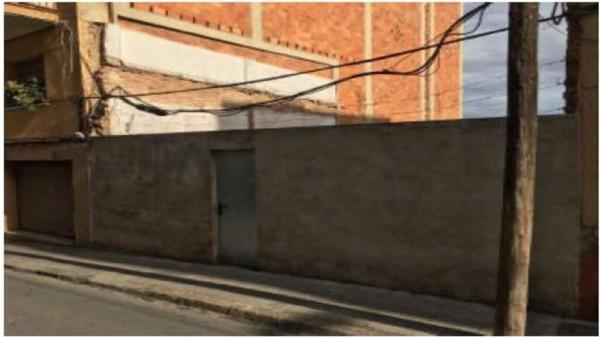 Terreno en calle de Roger de Llúria