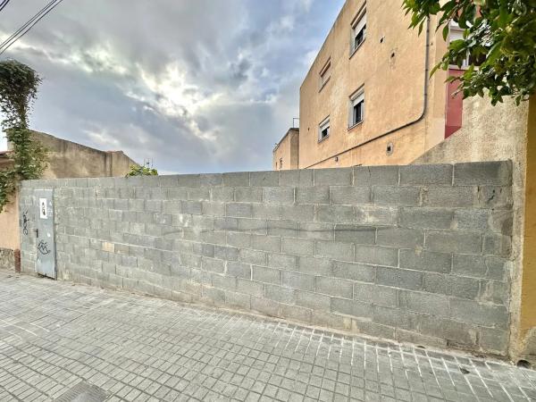 Terreno en calle de Santa Eulàlia