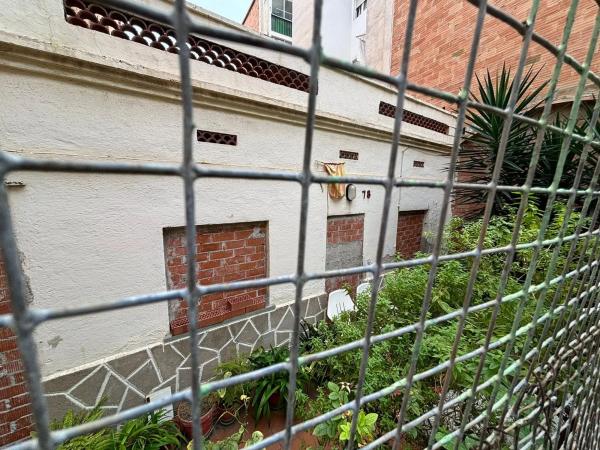 Terreno en calle de Nàpols