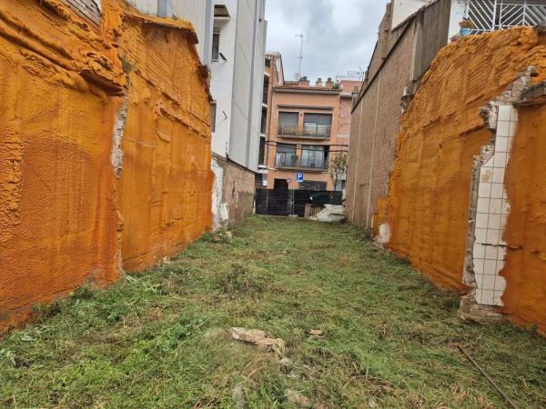 Terreno en calle de la Cultura