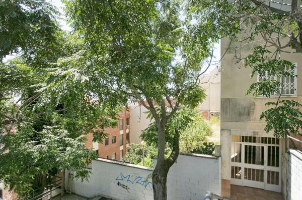 Terreno en calle de Milà