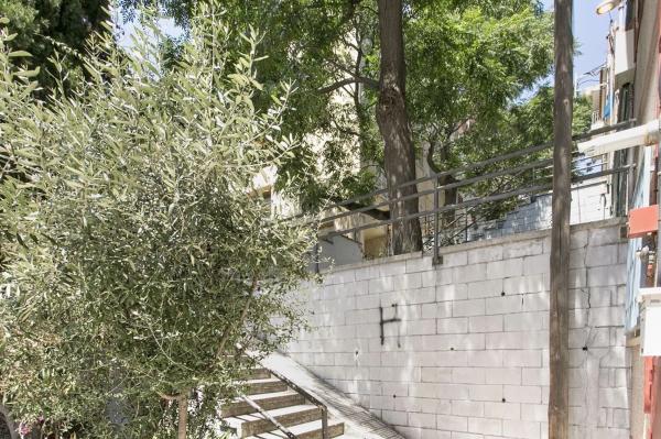 Terreno en calle de Milà