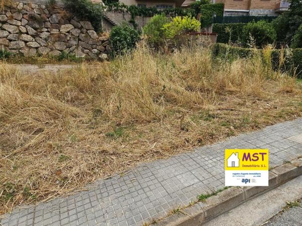 Terreno en calle Arquitecte Antoni Gaudi