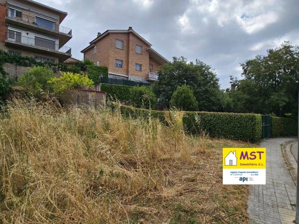 Terreno en calle Arquitecte Antoni Gaudi