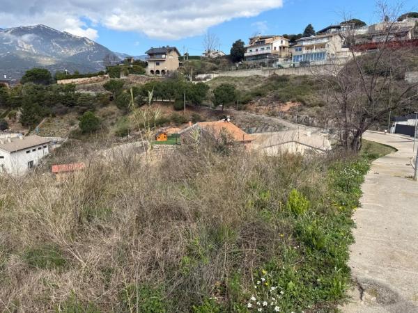 Terreno en calle Corbera