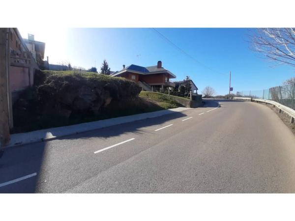 Terreno en calle Corbera