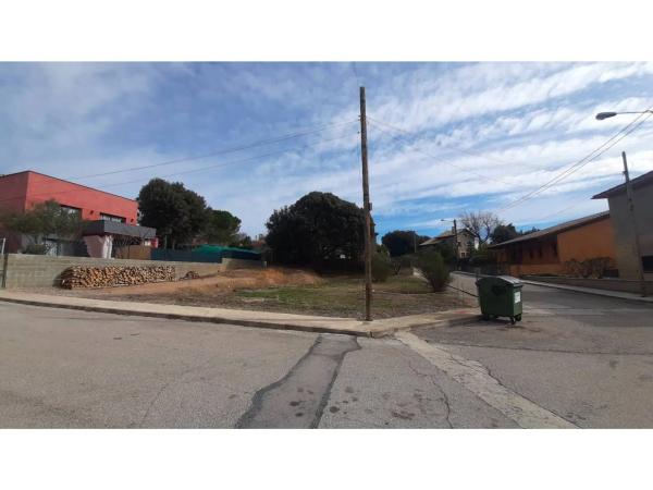 Terreno en calle dels Rosers