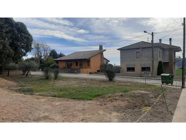 Terreno en calle dels Rosers